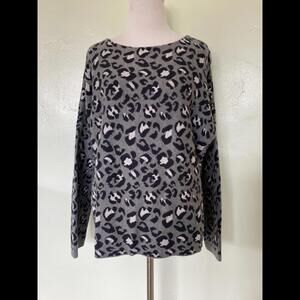 Ann Taylor LOFT Gray Leopard Print Pullover Sweater Large L 20-0181